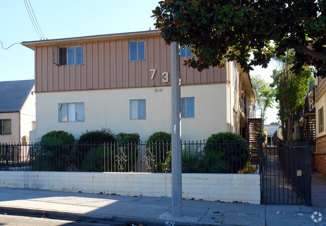 Primary Photo - 734 N Inglewood Ave