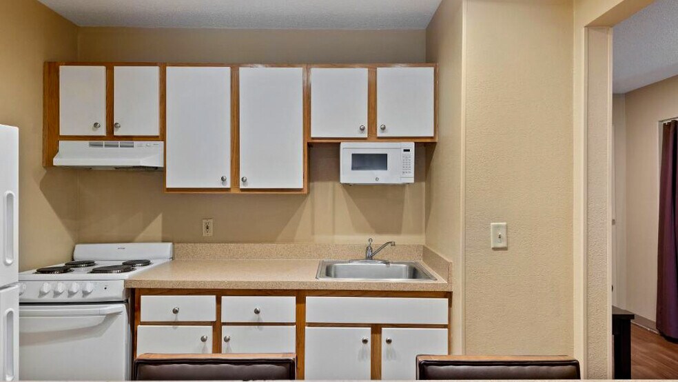 Building Photo - 5830 Westpark Dr