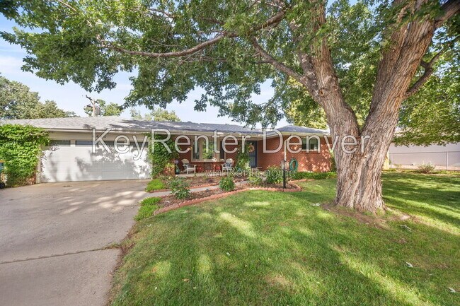 Building Photo - 4450 Yarrow St