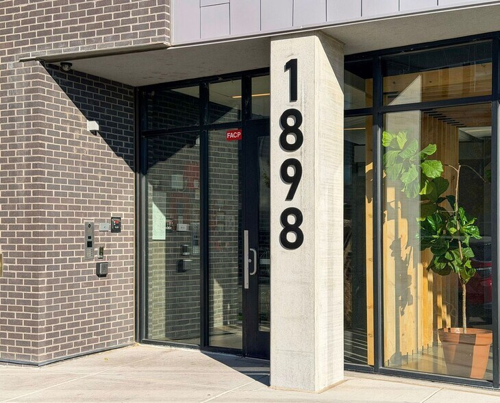 Primary Photo - 1898 S Bannock St