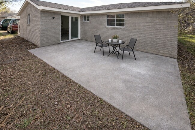 Building Photo - 5423 Grace Point Ln