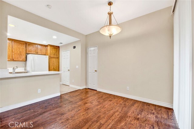 Building Photo - 44 Waxwing Ln