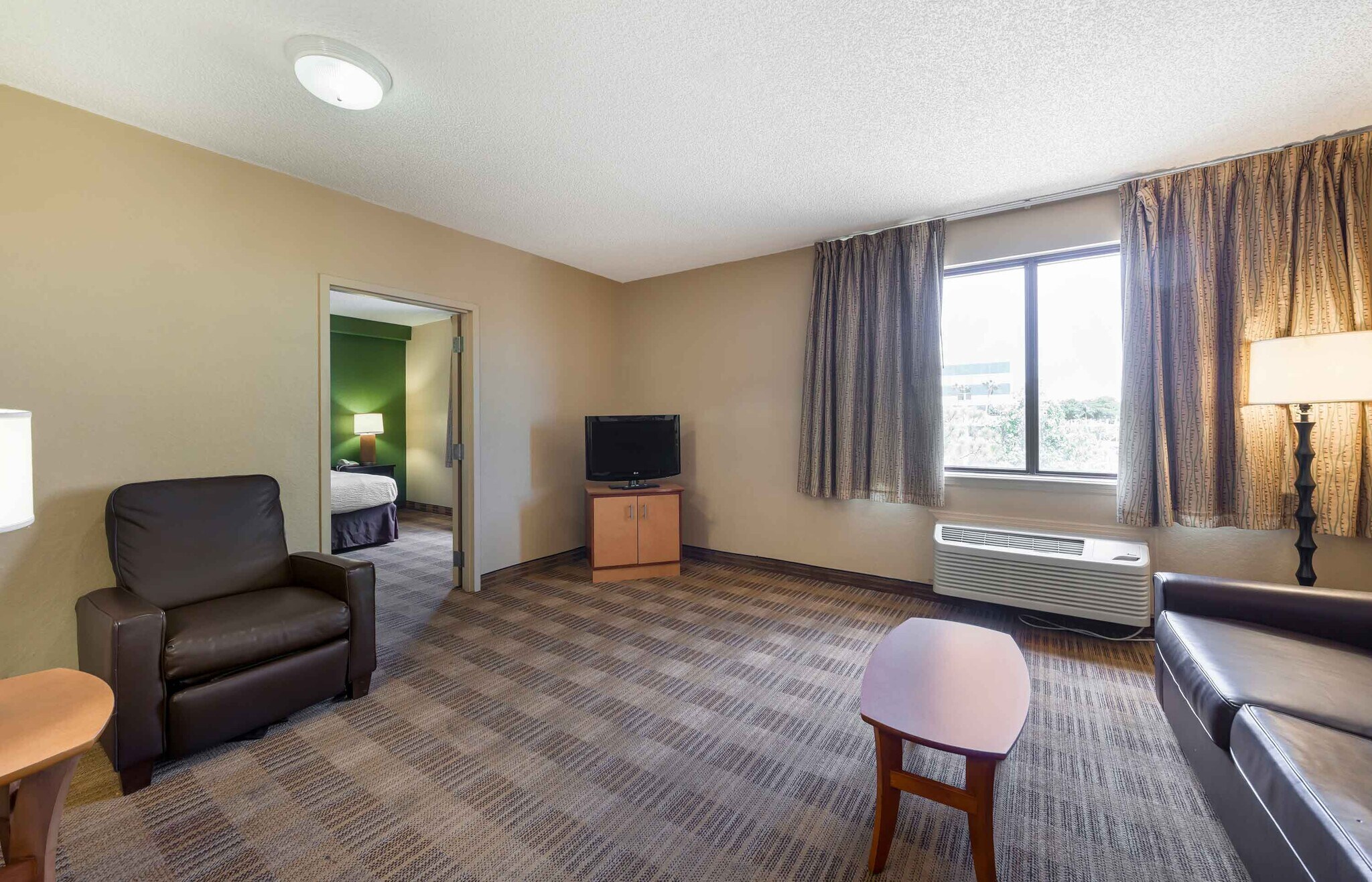 Building Photo - Furnished Studio-Tallahassee - Killearn