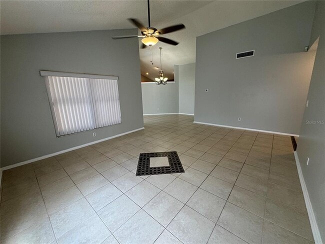 Building Photo - 5906 Birchwood Dr