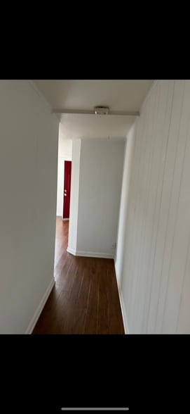 Building Photo - 1387 N Cole St