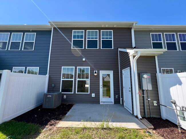 Building Photo - 1242 Cherry Orch Rd