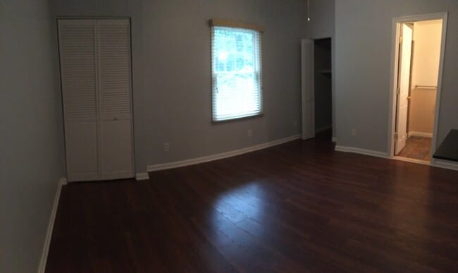Building Photo - 854 Redwood Trail