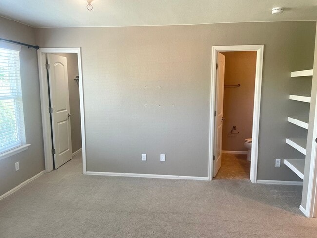 Building Photo - 24708 E Layton Pl