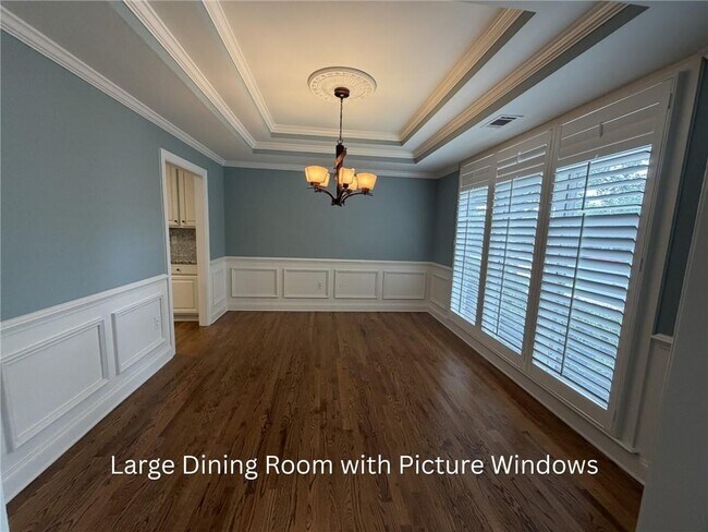 Building Photo - 1510 Liberty Ln