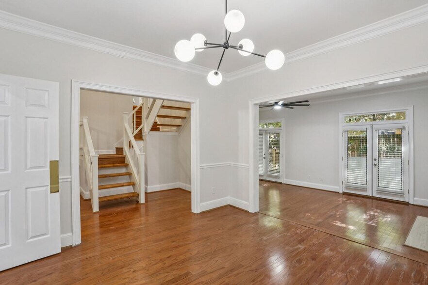 Building Photo - 1536 Oak Grove Rd