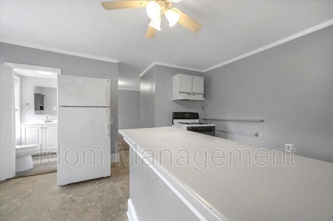 Building Photo - 70 Merchants Ave