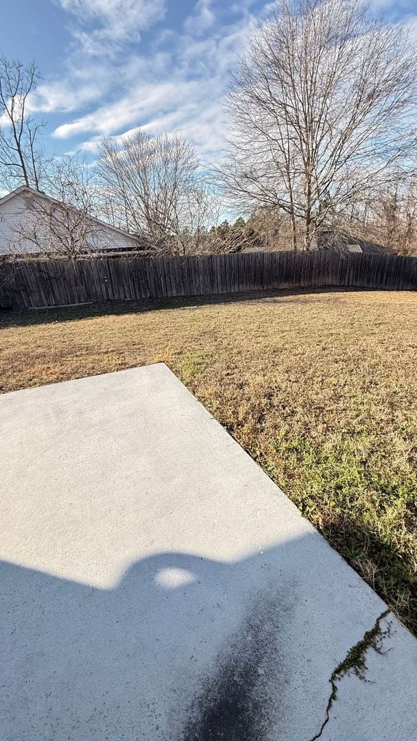 Building Photo - HOME FOR LEASE 4 BR 2 BATH RANCHSTYLE  SPLIT FLOOR PLAN AND OPEN  LARGE  FENCED BACKYARD  CONVENI...