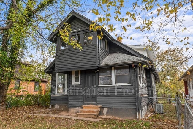 Building Photo - 2404 N 12th St
