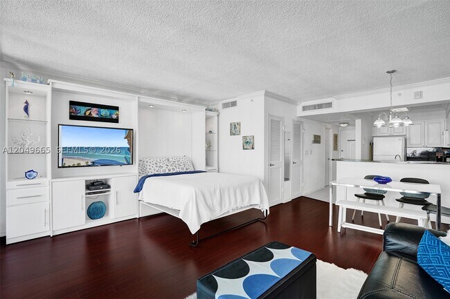 Building Photo - 2501 S Ocean Dr