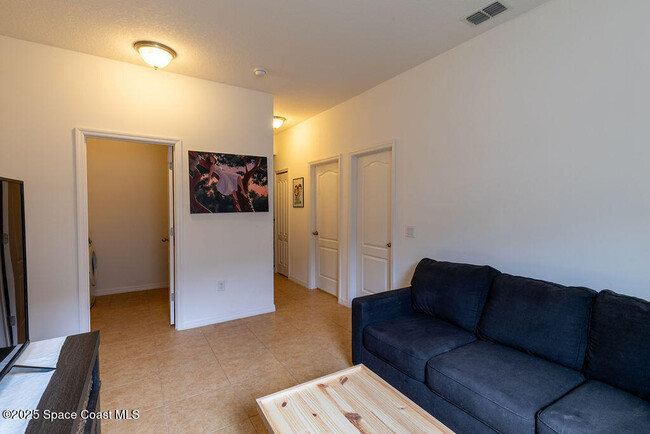 Building Photo - 3995 Aria Dr