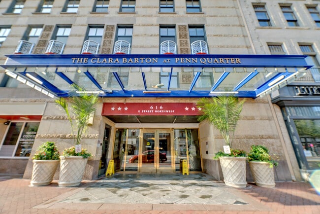 Building Photo - 616 E St NW