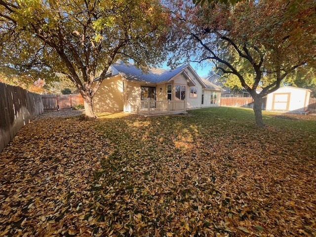 Building Photo - 900 N Player Ave