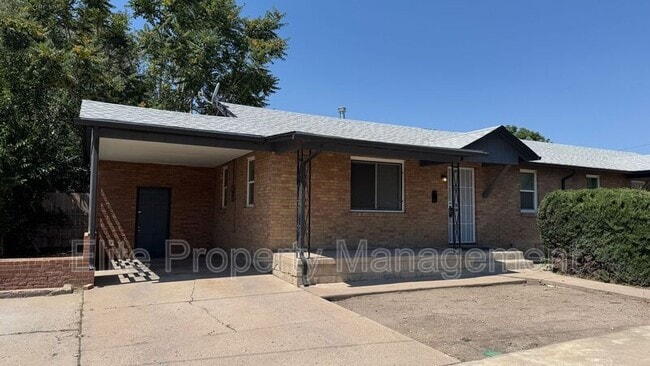 Primary Photo - 1017 N Elizabeth St