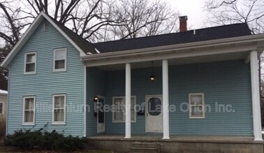 Building Photo - 747 N Main St