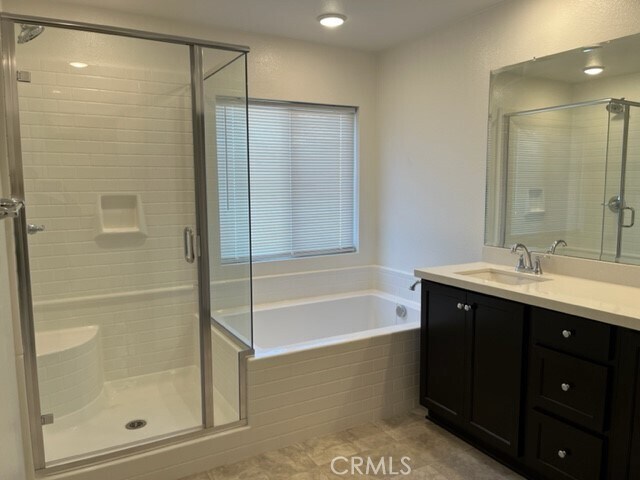 Building Photo - 32980 Middlegate Pl