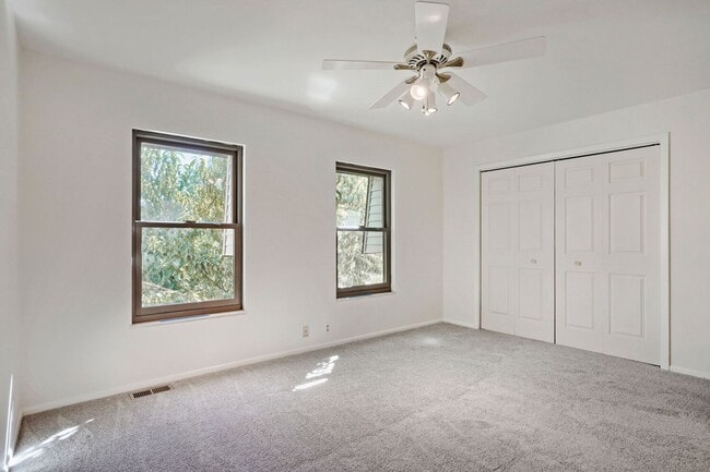 Building Photo - 1241 Olive St