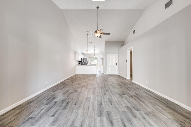 Building Photo - 11036 SE Sea Pines Cir