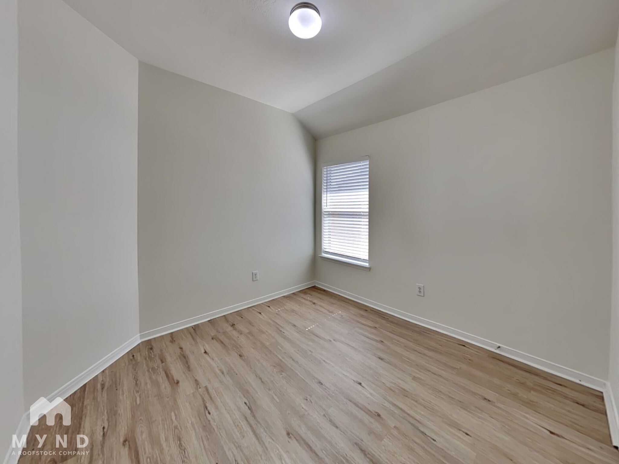 Building Photo - 19215 Mustang Pointe Ln