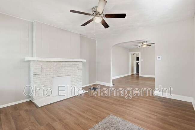 Building Photo - 783 S 18th St