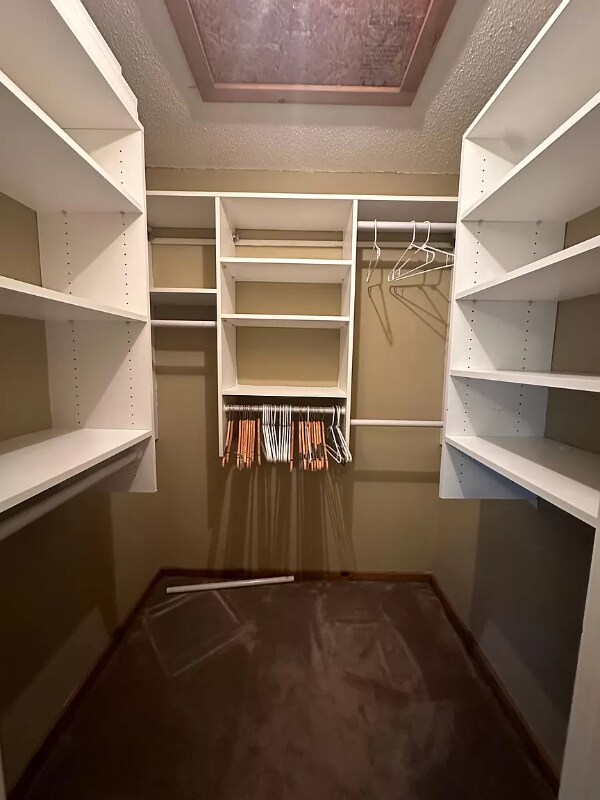 Building Photo - 1807 Mill Pond Dr