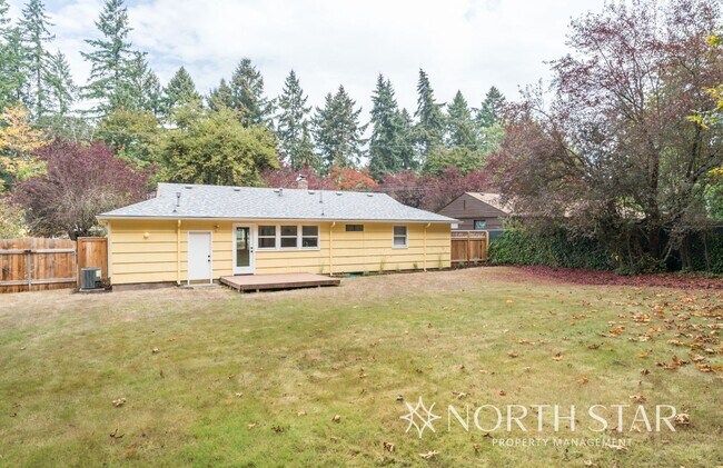 Building Photo - Charming Cottage in Lake Oswego
