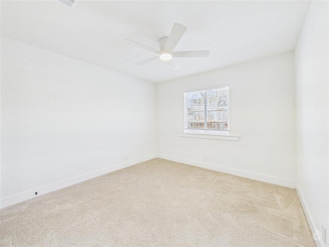 Building Photo - 9400 Longvale Dr