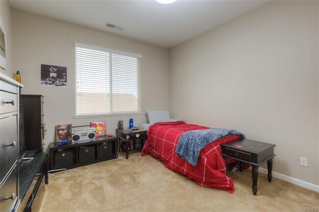 Building Photo - 3299 Sespe Creek Way