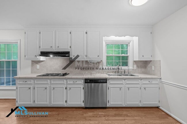 Building Photo - 5313 Falkirk Dr