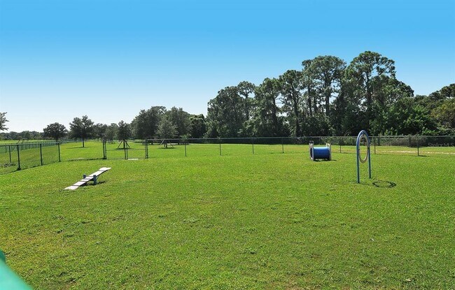 Building Photo - 6122 Blue Runner Ct