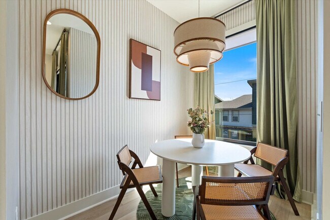 Building Photo - 722 Mcferrin Ave