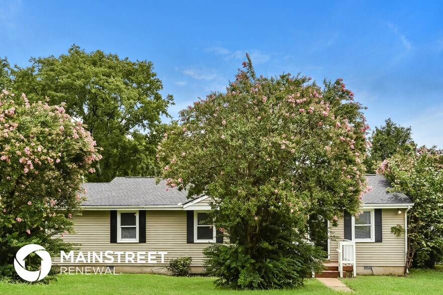 Primary Photo - 224 Joyner Ave