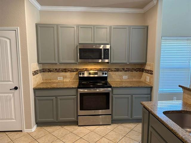 Building Photo - 608 Pawnee St