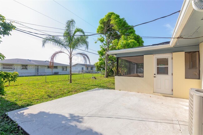 Building Photo - 16221 SW 102nd Ave