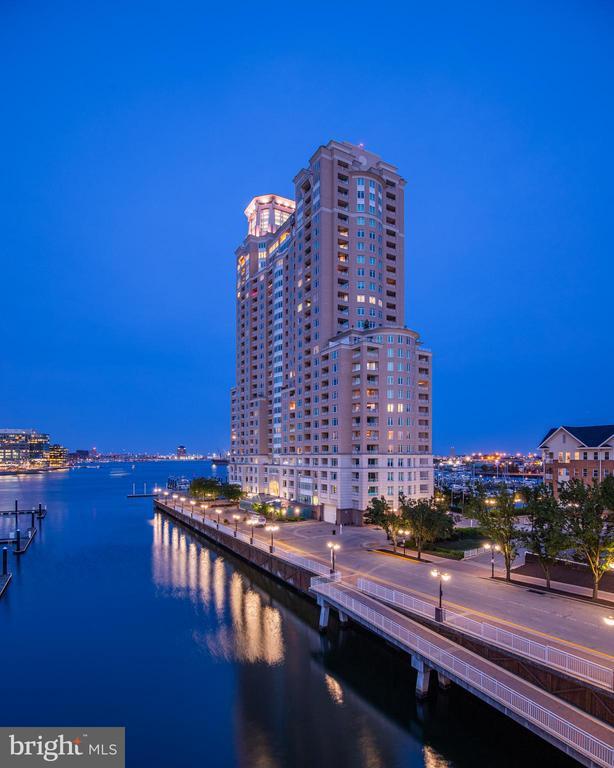 Building Photo - 100 Harborview Dr