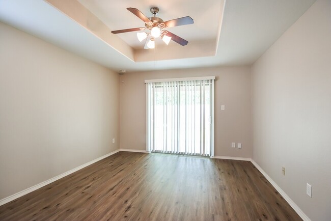 Building Photo - 9614 Brandon Rock Lane