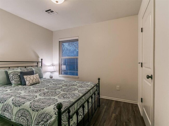 Building Photo - 436 Chalk Hill Ct