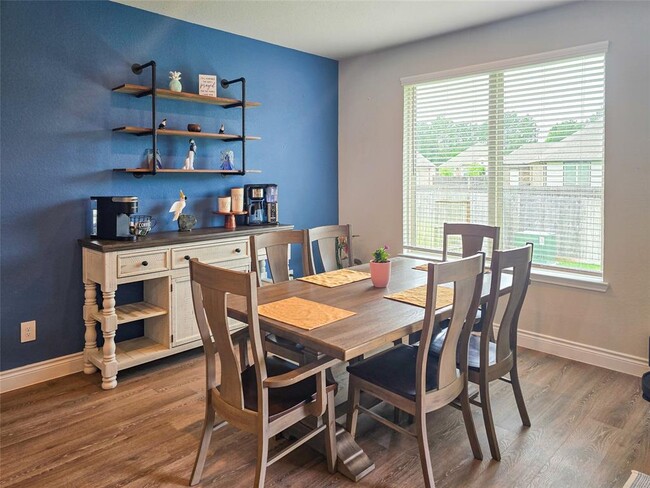 Building Photo - 31219 Gullwing Manor Dr