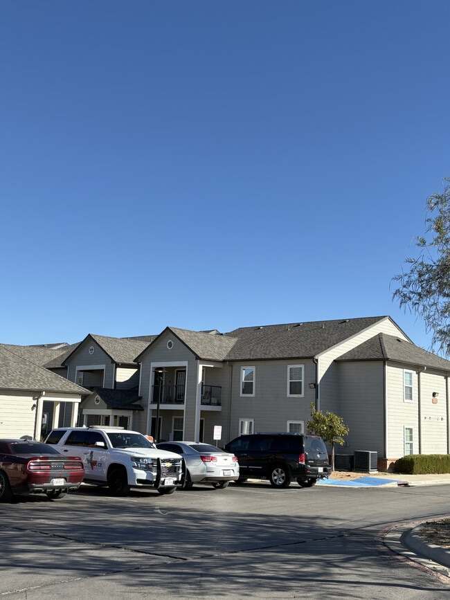 Building Photo - Big Spring Ranch