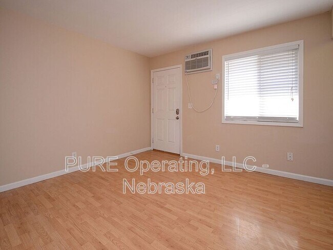 Building Photo - 616 N 46th St