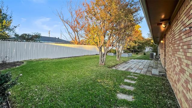 Building Photo - 2711 W Morton St