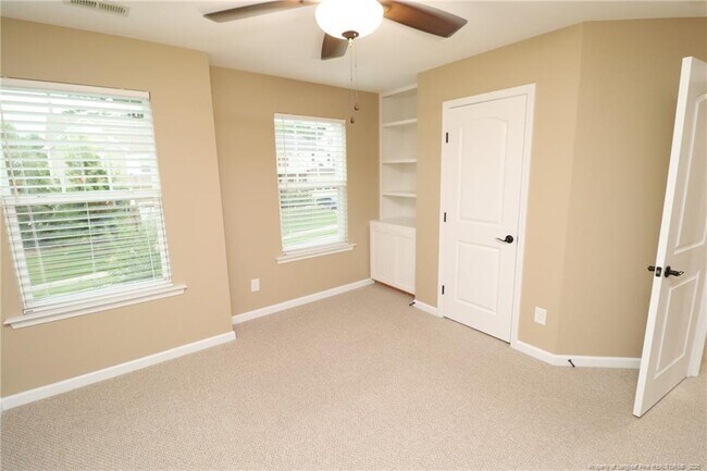 Building Photo - 1585 Tice Hurst Ln