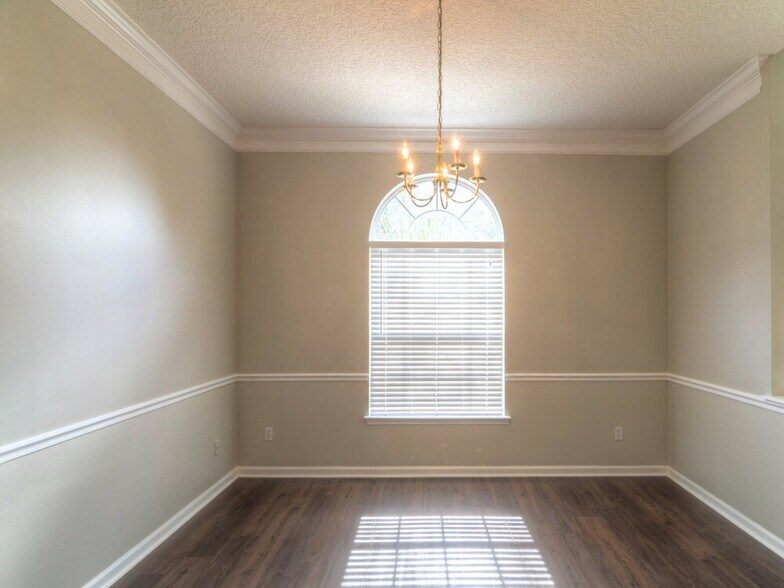 Building Photo - 233 Bell Branch Ln