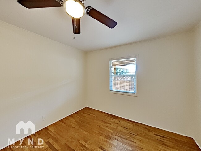 Building Photo - 18 Garrison Dr