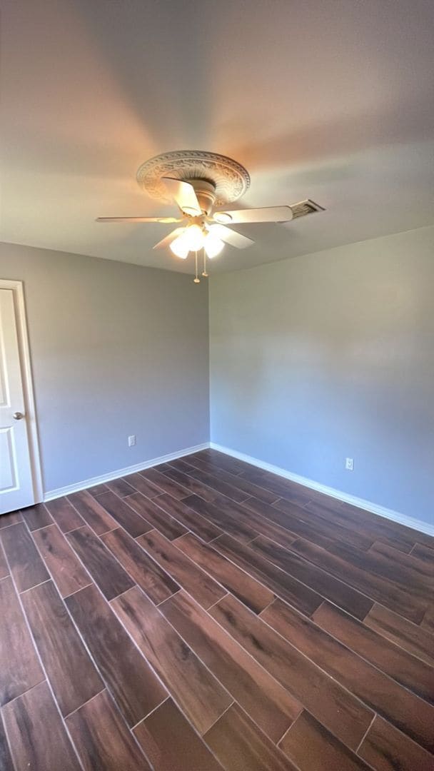 Building Photo - 3 BD 2 BA Home in the Bayou View School District of Gulfport includes LAWN CARE