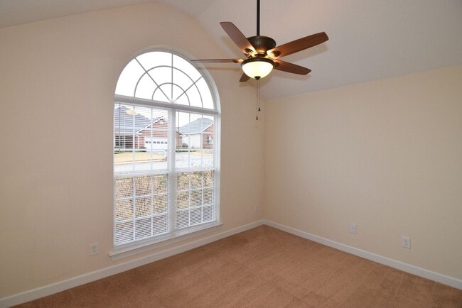 Building Photo - 659 Ventana Dr